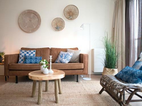 Short Stay Beach Apartment II