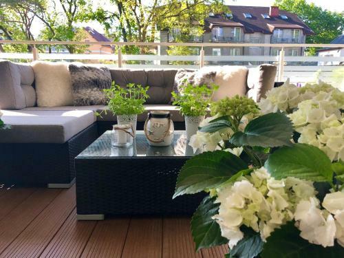 Bia?y Apartament Z Tarasem W Playa Baltis