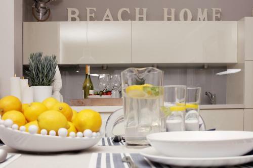 Bia?y Apartament Z Tarasem W Playa Baltis