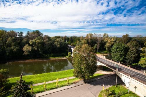 Apartamento River Side Residence 8