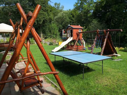 Albergue Szkolne Schronisko M?odzie?owe Plum
