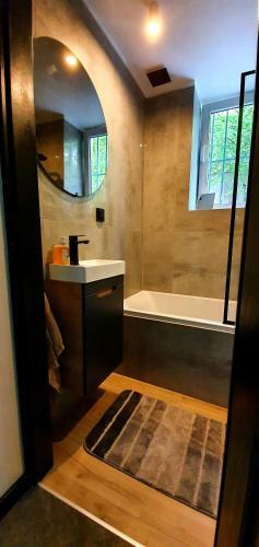 Juna - Nowoczesny Apartament W Centrum Z Widokiem Na Park
