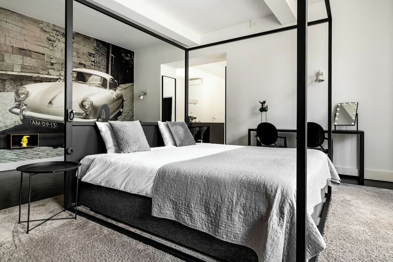 Hotel Hoogenweerth Suites