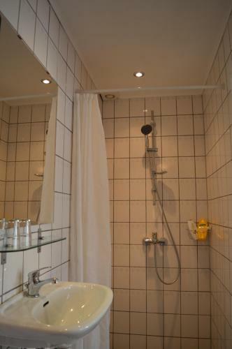 Bed & Breakfast T Laege Uus