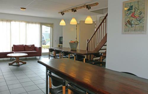 Holiday Home Hippolytushoef
