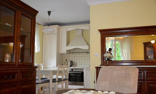 Apartament Hallera