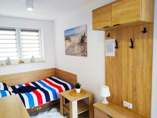 Pokoje Go?cinne Domki Apartamenty Awer