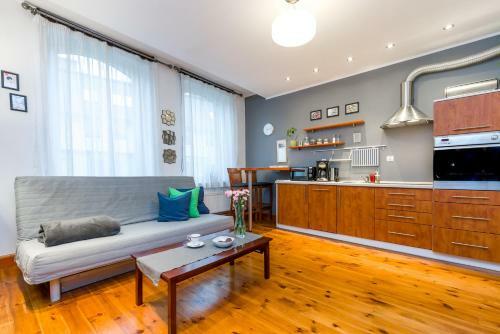 Apartament ?urawia