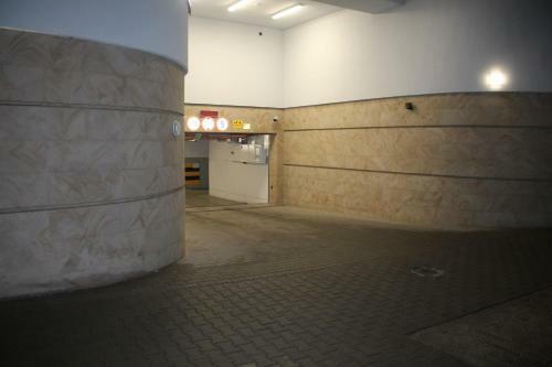 Apartament Strzelecka-lamp