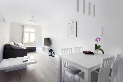 Akuratny Apartment