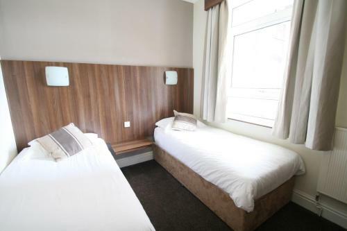 Dalmeny Hotel
