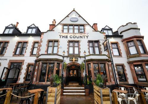 County Hotel