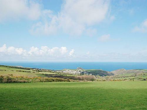 Tregullan Cottage