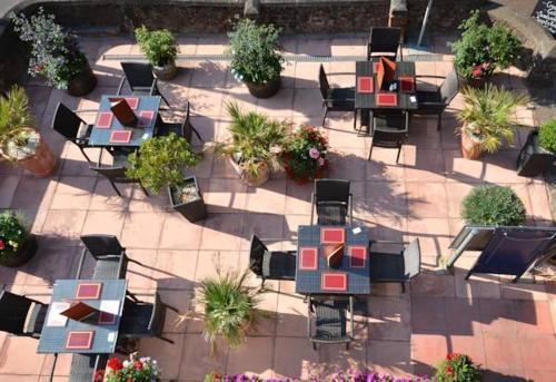 Gascony Hotel