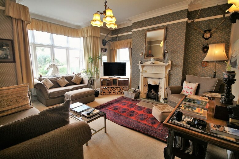 Marston Lodge Hotel