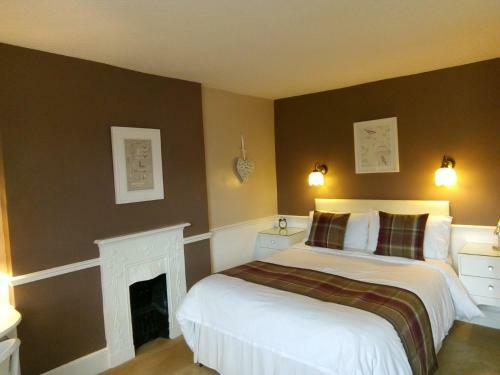 Alcombe House Hotel