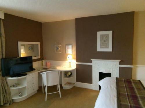 Alcombe House Hotel