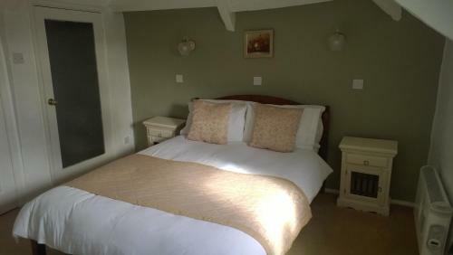Alcombe House Hotel