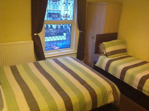 Hostal Albany Guest House