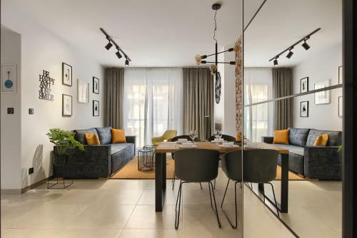 Impero Apartment Elite -pozna? Parking