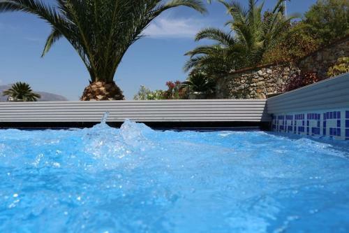 Exceptional Costa Del Sol Villa For 8, Hi Spec, Tranquil Setting, Amazing Views. Heated Pool.