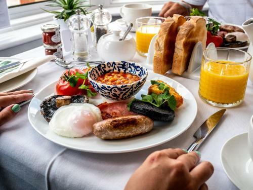 Hostal Cloves Boutique Bed & Breakfast