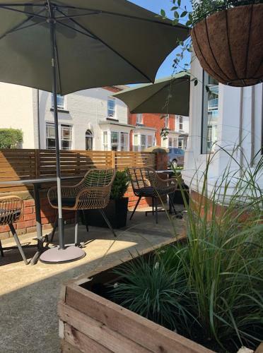 Hostal Cloves Boutique Bed & Breakfast