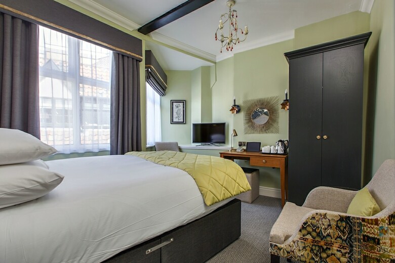 The Maids Head Hotel