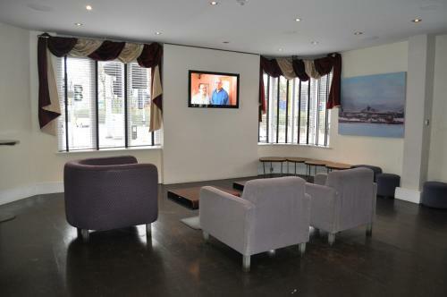 Plough Hotel