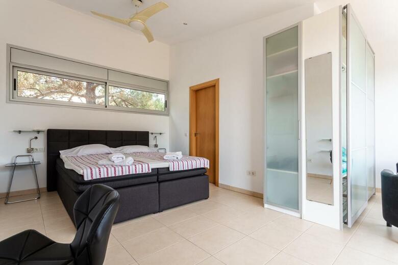 Exclusive Villa With Pool Seaview