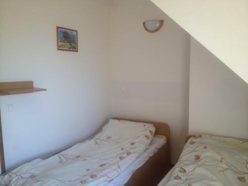 Hostal Dom Wypoczynkowy Jantar Le?nicz�wka 1a