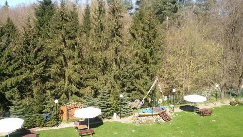 Hostal Dom Wypoczynkowy Jantar Le?nicz�wka 1a