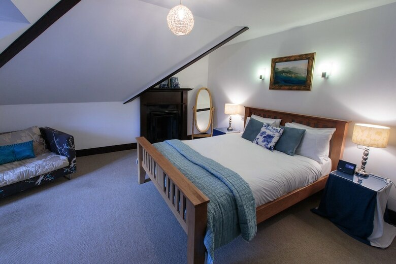 Bed & Breakfast Achnagairn Estate