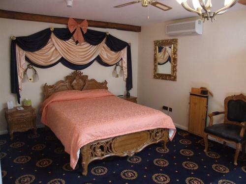 Santo's Higham Farm Hotel