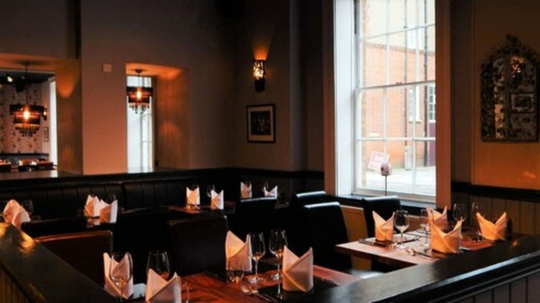 Hotel The George At Baldock
