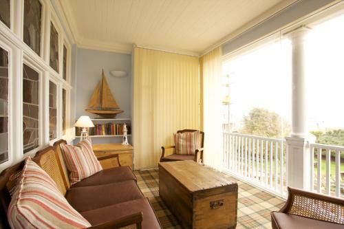 Hotel The Beach House