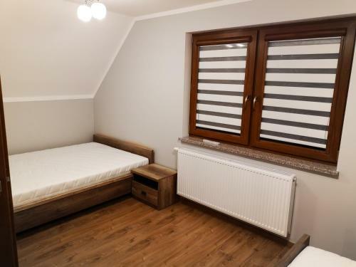Domek W G�rach I Nad Jeziorem Czorszty?skim