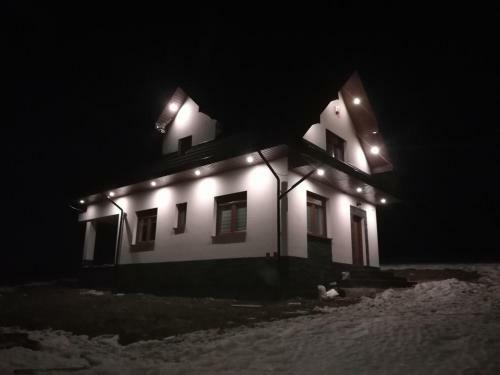 Domek W G�rach I Nad Jeziorem Czorszty?skim
