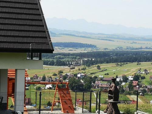 Domek W G�rach I Nad Jeziorem Czorszty?skim