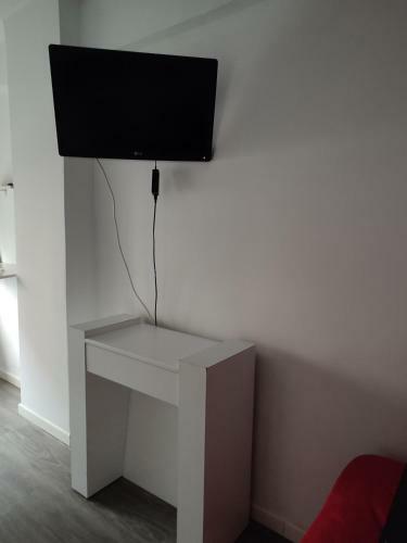 Avenue Rooms