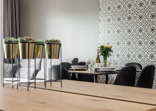 Premium Apartments New Town Private Parking Included