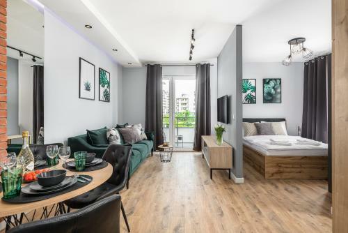 Premium Apartments New Town Private Parking Included