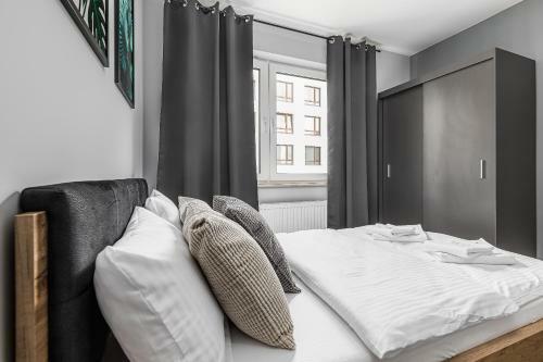 Premium Apartments New Town Private Parking Included