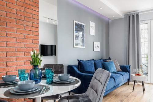 Premium Apartments New Town Private Parking Included