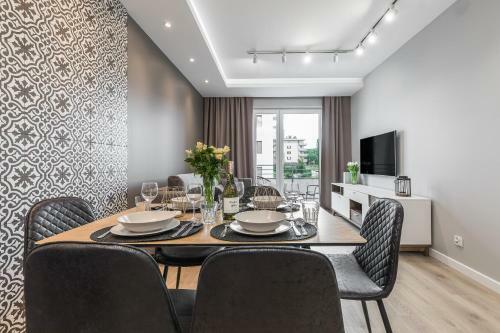 Premium Apartments New Town Private Parking Included