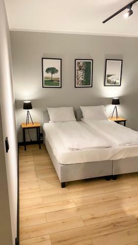 Hotel Zajazd Valentino / Listopadowa 55