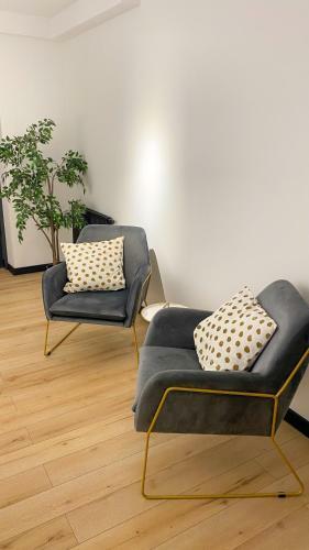 Hotel Zajazd Valentino / Listopadowa 55