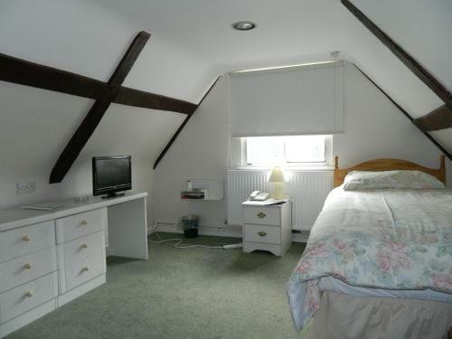 Cedars Hotel