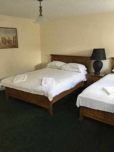 Hostal Scenarios