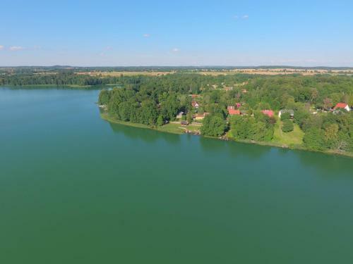 Dom Nad Jeziorem Ublik